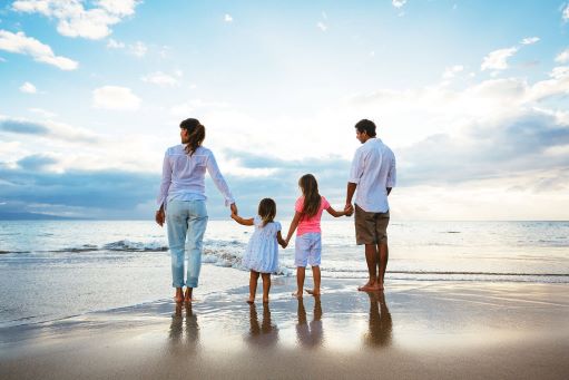 bigstock-Happy-young-family-watching-th-63096262-new11 acupuncture Daphne